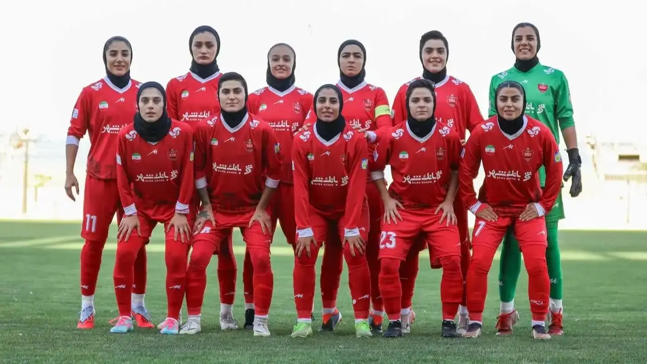 زنان پرسپولیسی سقوط می‌کنند!