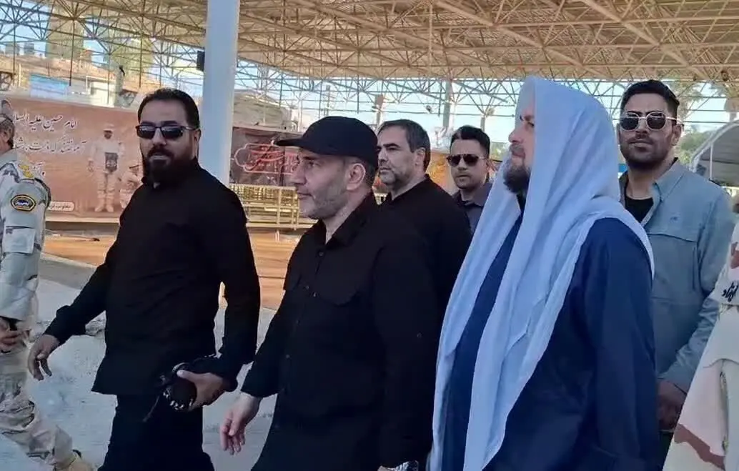 لباس متفاوت سیدحسن خمینی در سفر به اربعین

