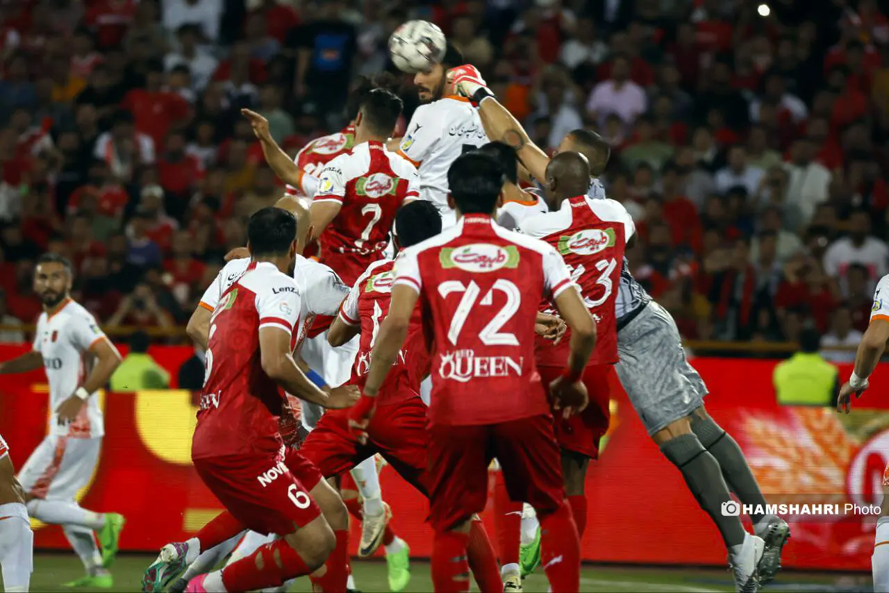  تصمیم جنجالی پرسپولیس درباره  کنار گذاشتن دو بازیکن محبوب