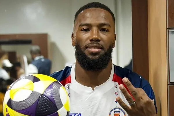 هت‌تریک تاریخی مهاجم استقلال