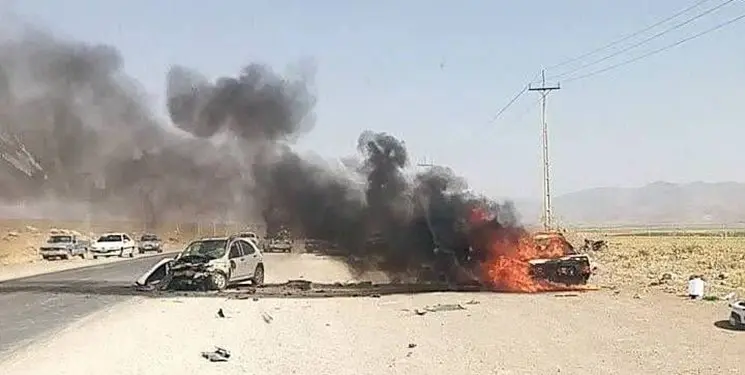فوت ۶ سرنشین پژو پارس به علت تصادف و آتش گرفتن خودرو در فارس