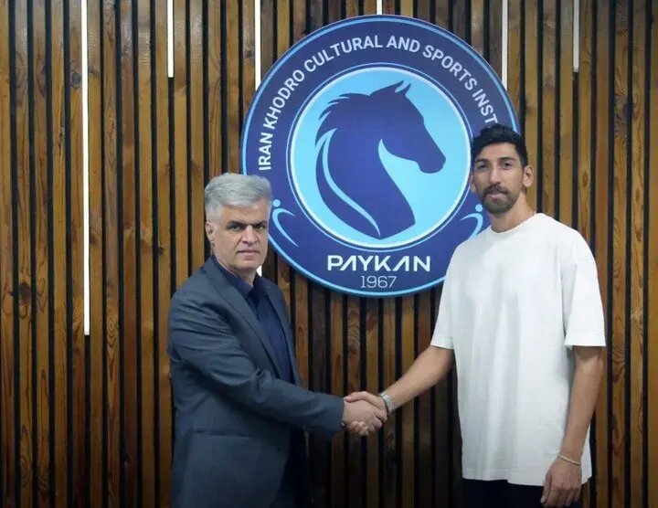 مهاجم سابق استقلال، شاگرد سعید دقیقی شد