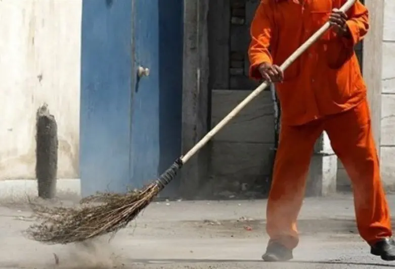 معتادان متجاهر پاکبان می شوند

