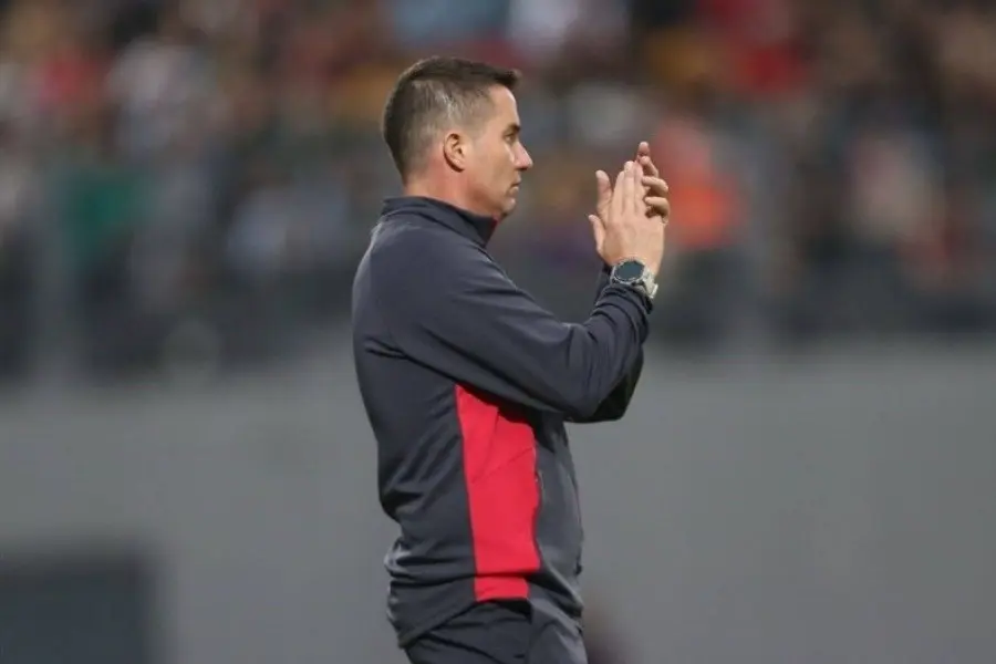 اوسمار شرط گذاشت؛ نیمکت پرسپولیس بلاتکلیف ماند