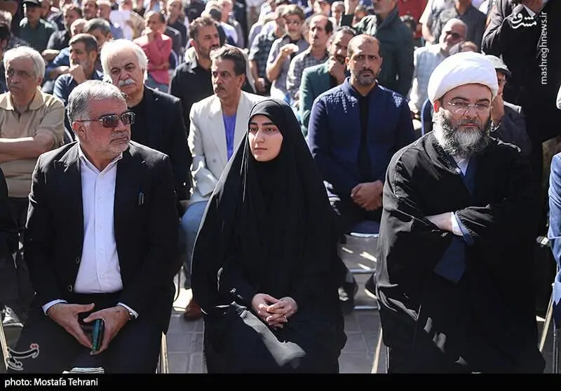 زینب سلیمانی در مراسم تشییع محمد کاسبی