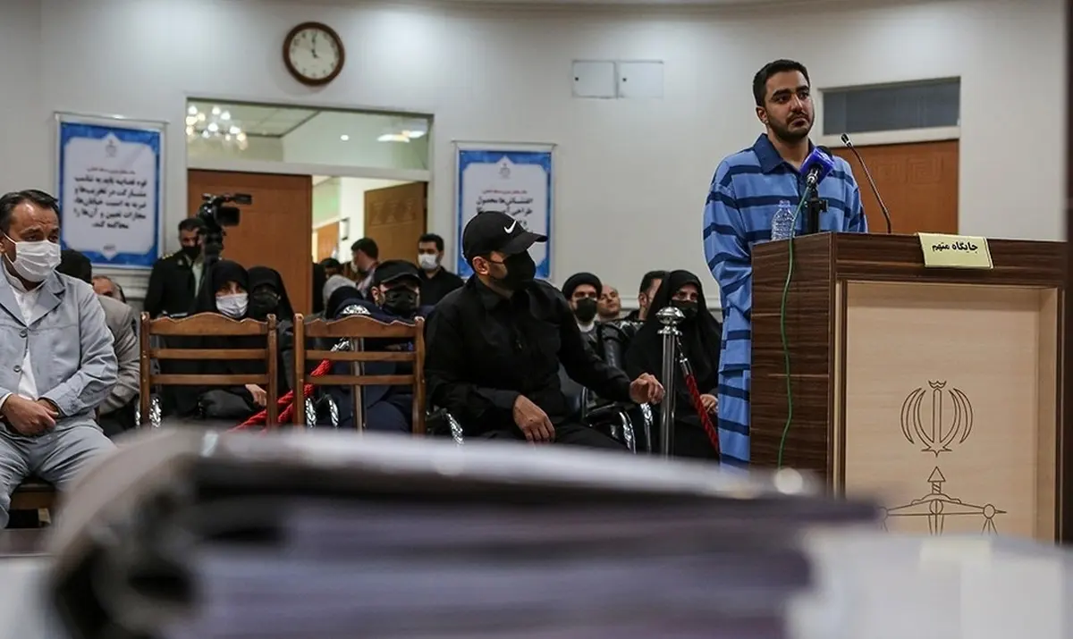 مجید رهنورد عامل شهادت دو بسیجی در مشهد محاکمه شد: اتهامات را قبول دارم

