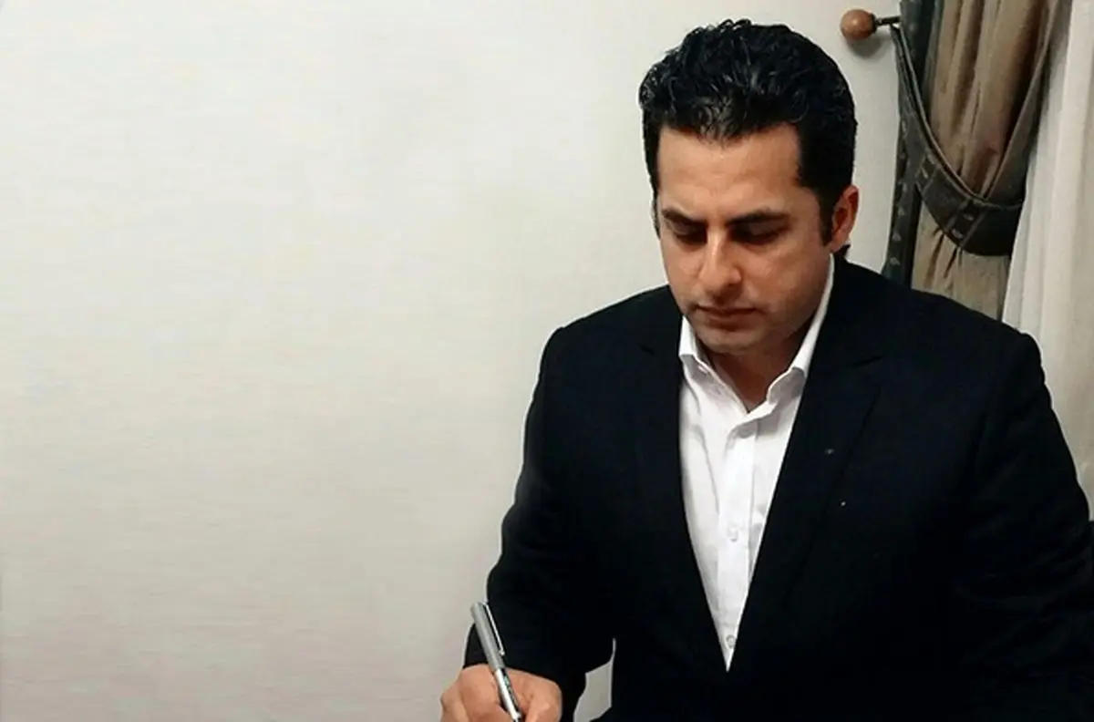 آقای رئیسی به ملت درباره تمدید تحریم موشکی توضیح دهند
