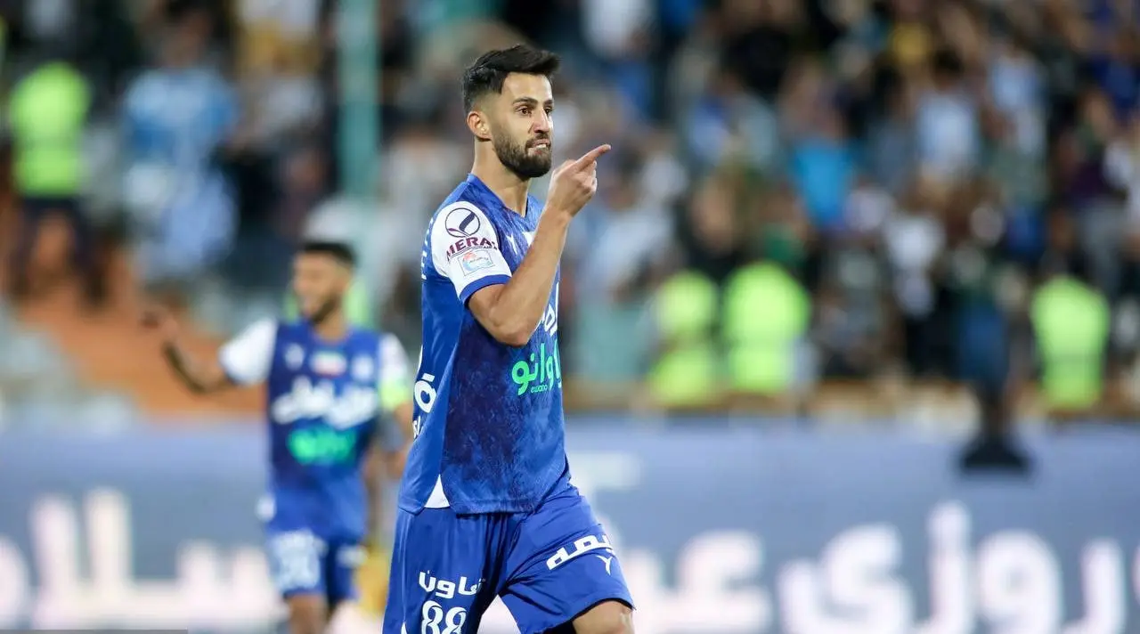 سپاهان هافبک استقلال را خرید + عکس