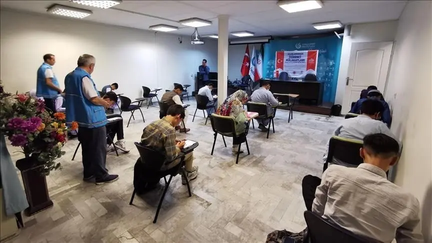 یک خبر دردناک | آغاز مهاجرت دانش آموزان دبیرستانی به خارج | برگزاری آزمون پذیرش در تهران