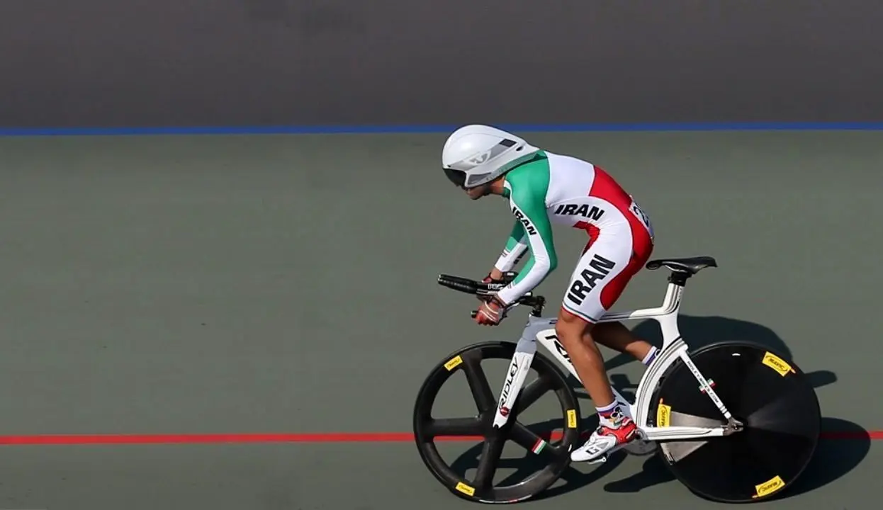 ویدئویی از نجات جان دوچرخه سوار چینی در ایران 