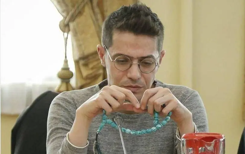 مهدی بیک، بازداشت شد