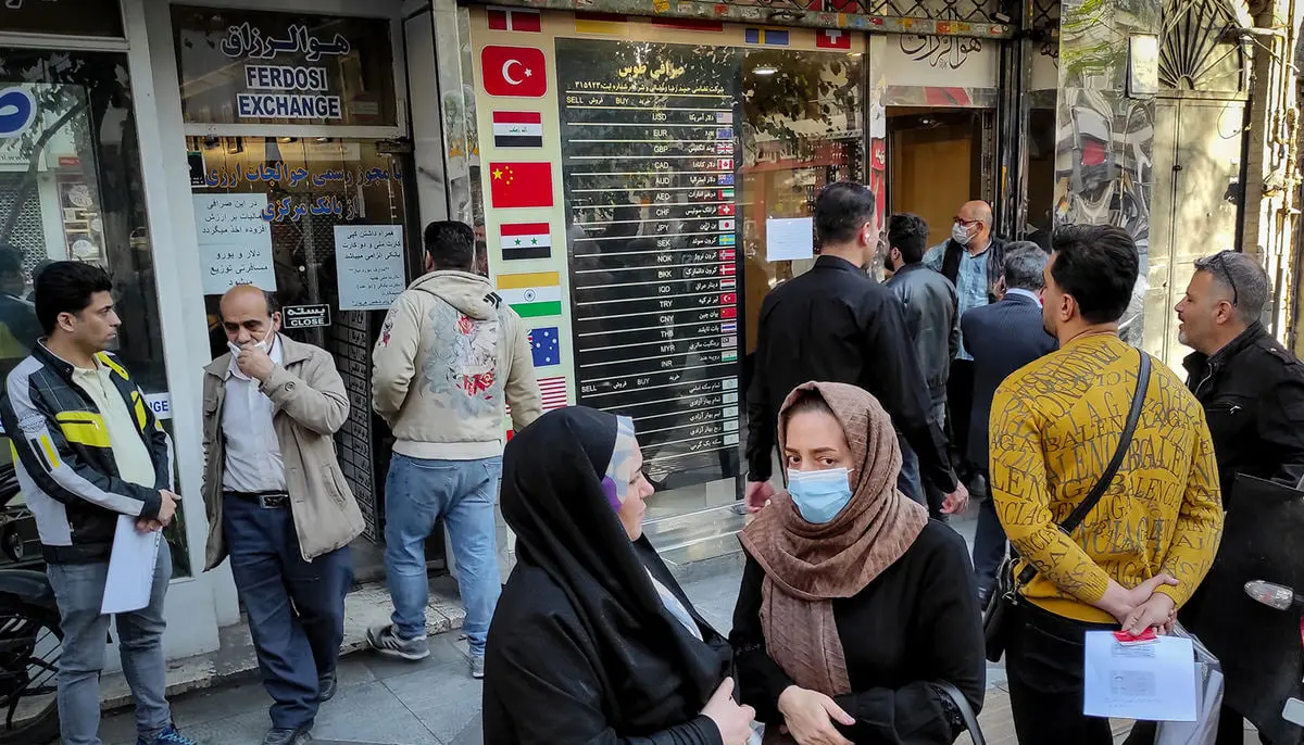 دلار برگشت | بازار دلار پرتعداد اما بدون خریدار 