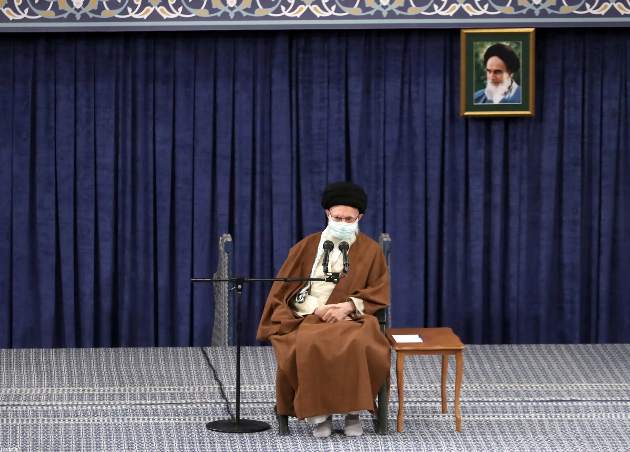 رهبر انقلاب :می‌گویند اجازه نمی‌دهیم فلان کشتی‌ از تنگه عبور کند، غلط زیادی است