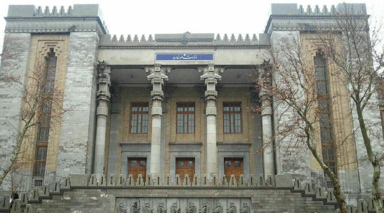 ایران کاردار انگلیس را احضار کرد