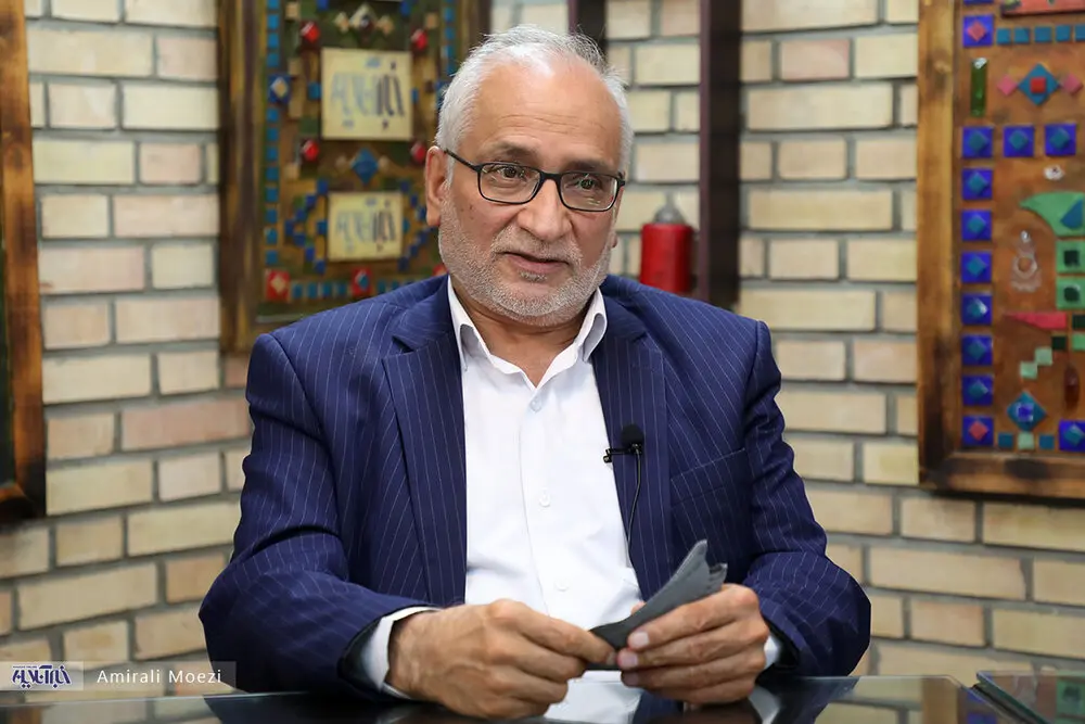 مرعشی :جمهوری اسلامی را نباید فدای آقای رئیسی بکنیم /مردم عصبانی هستند/نارضایتی بالای ۷۵درصد است