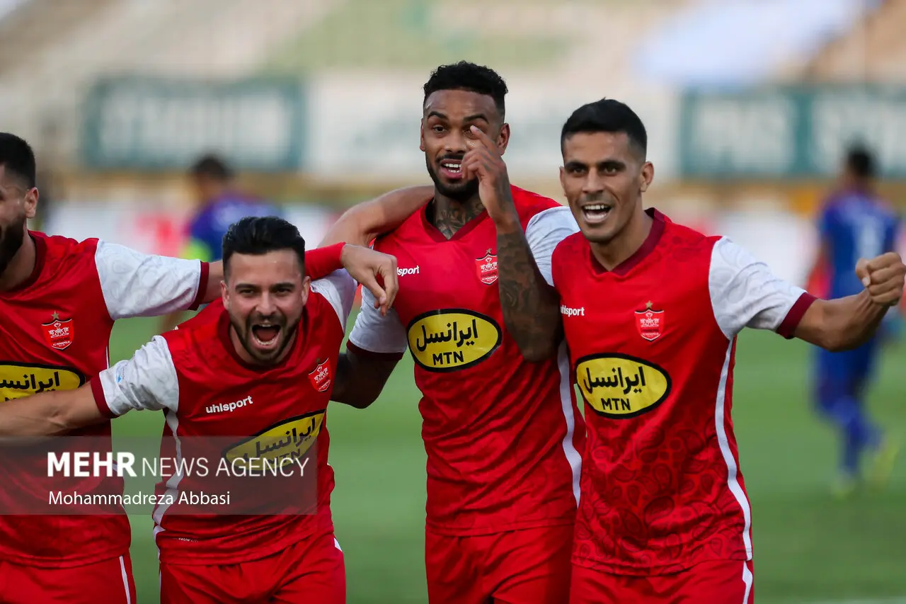 جدایی ۶ بازیکن از پرسپولیس