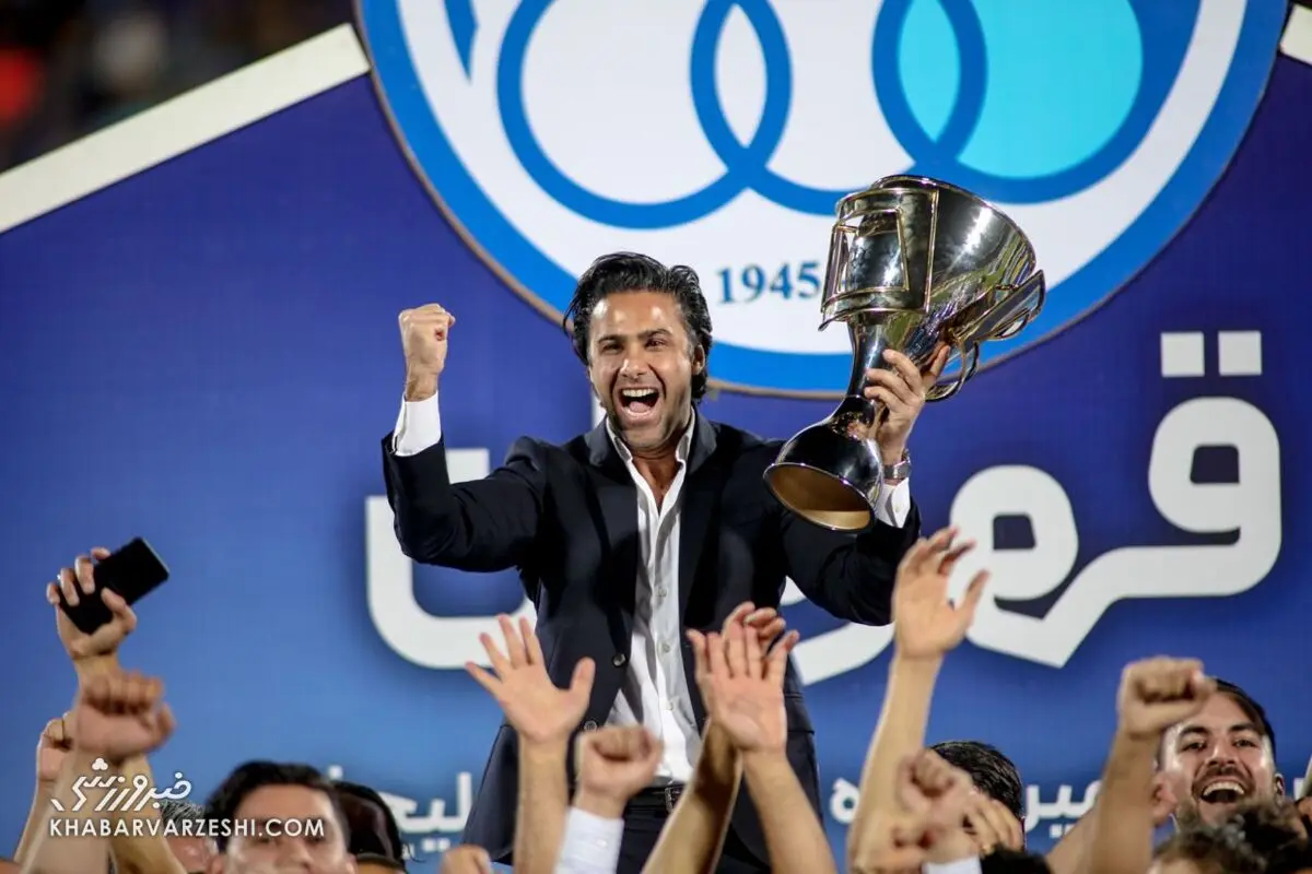 کری‌خوانی فرهاد مجیدی برای رقیبان