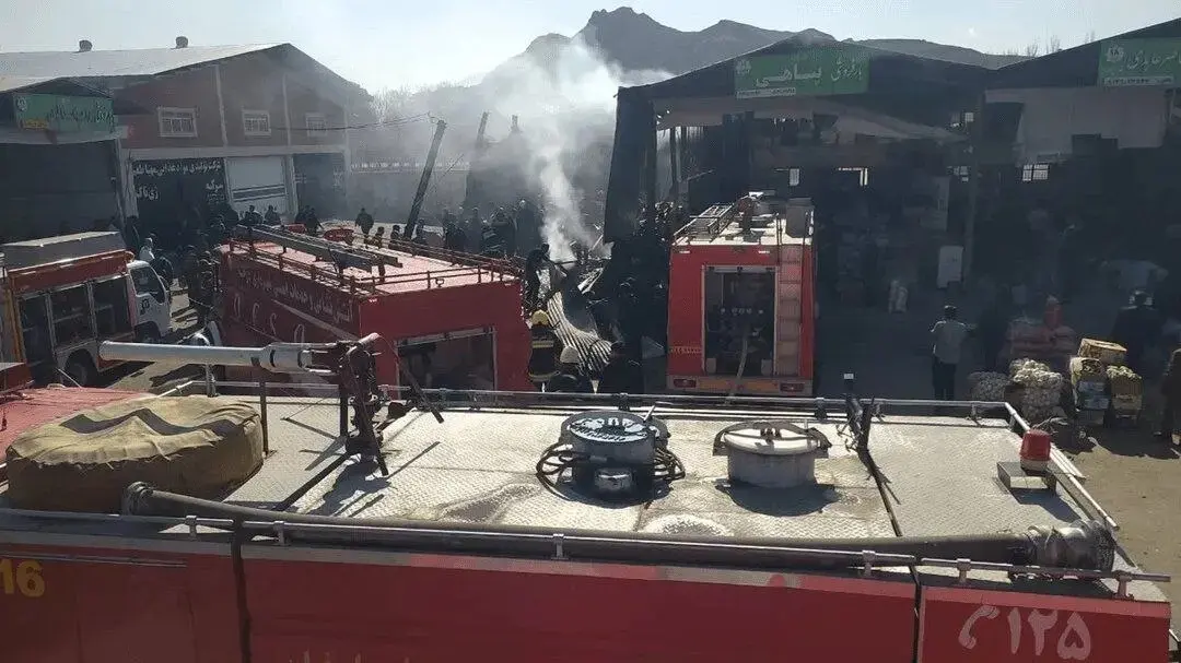 اولین تصاویر از سقوط یک فروند بالگرد در تره‌بار

