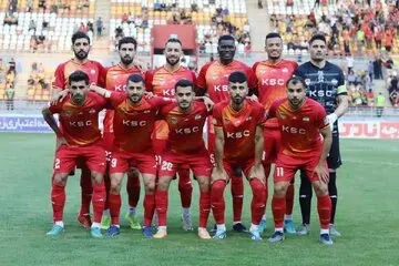  غائله رنگ پیراهن جنجالی تر شد / داور رنگ لباس فولاد برابر استقلال  را عوض کرد
