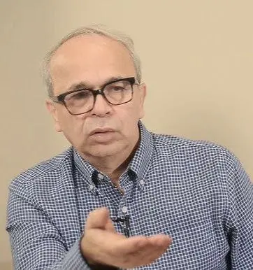 ابراهیم نبوی به زندگی خود پایان داد

