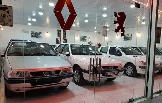 پژوپارس ۴۴۳ میلیون تومان شد/ پیش‌بینی جالب یک کارشناس: ریزش قیمت خودرو در راه است