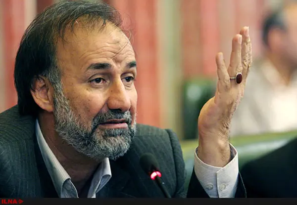 نظر یک اصولگرا| فضای سیاسی کشور برای بازنگری در قانون اساسی مهیاست