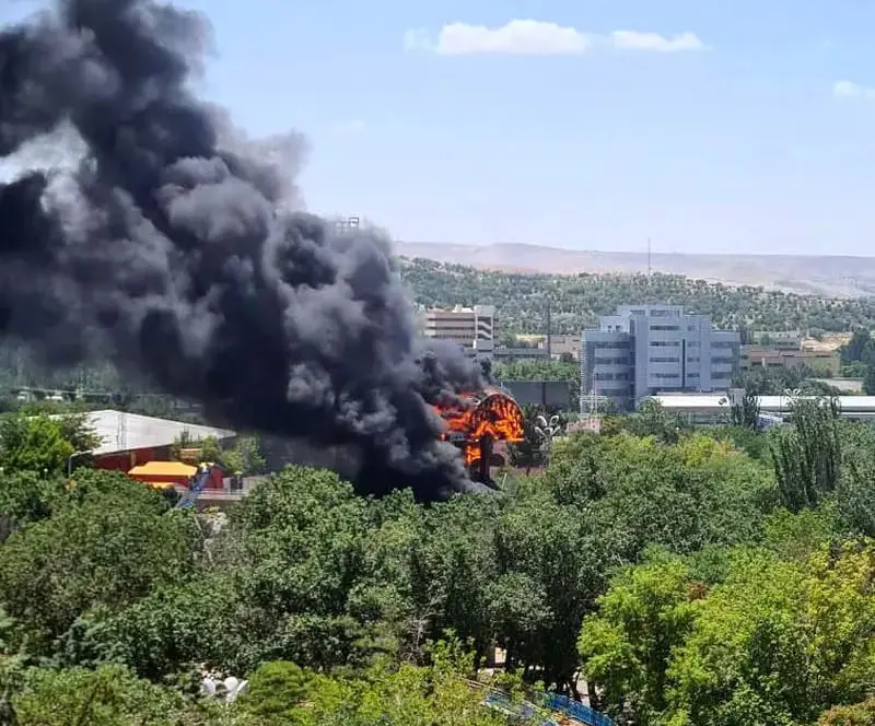 آتش‌سوزی مهیب دستگاه رنجر در شهربازی تبریز