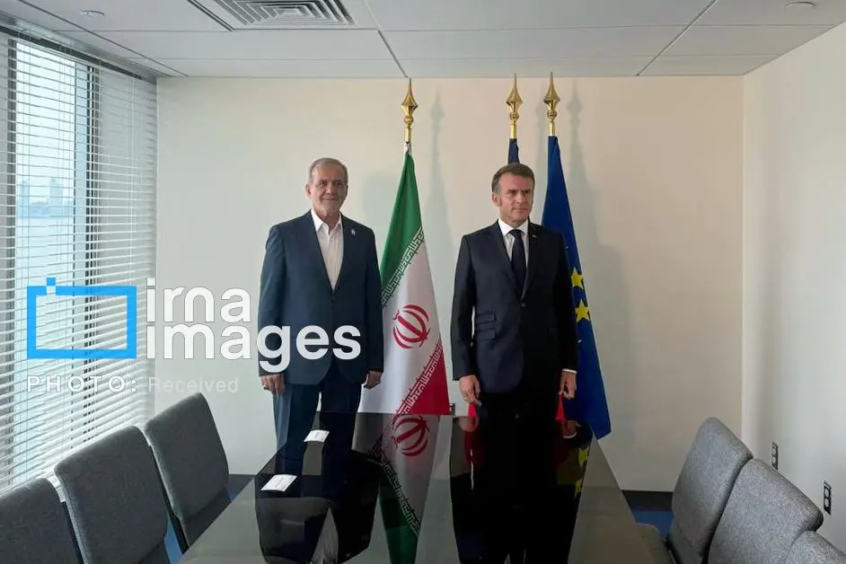 مکرون پس از دیدار با پزشکیان ایران را تهدید کرد؛ فقط چند ساعت مانده