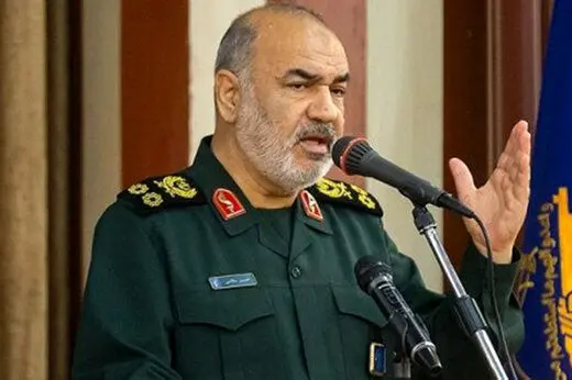 فرمانده سپاه خطاب به بسیجیان:‌ فضای مجازی میدان جنگ است؛ آن را ناکامی دشمن پُرکنید 
