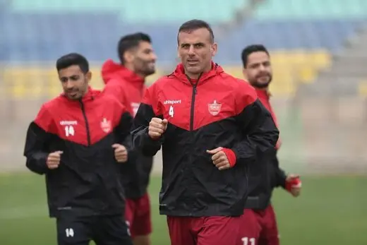 پرسپولیس بدون این دو بازیکن مهم با استقلال بازی می کند