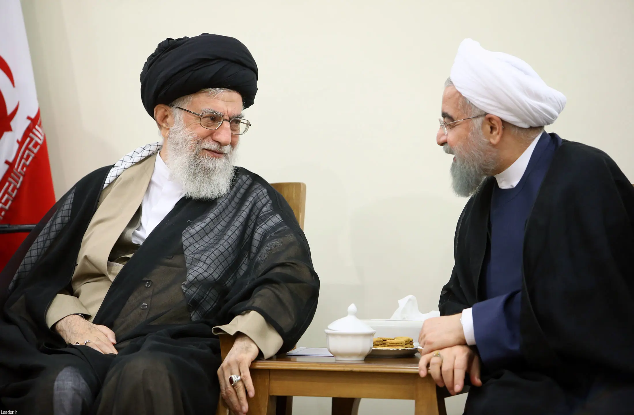 در دیدار خصوصی حسن روحانی با رهبر انقلاب چه گذشت؟