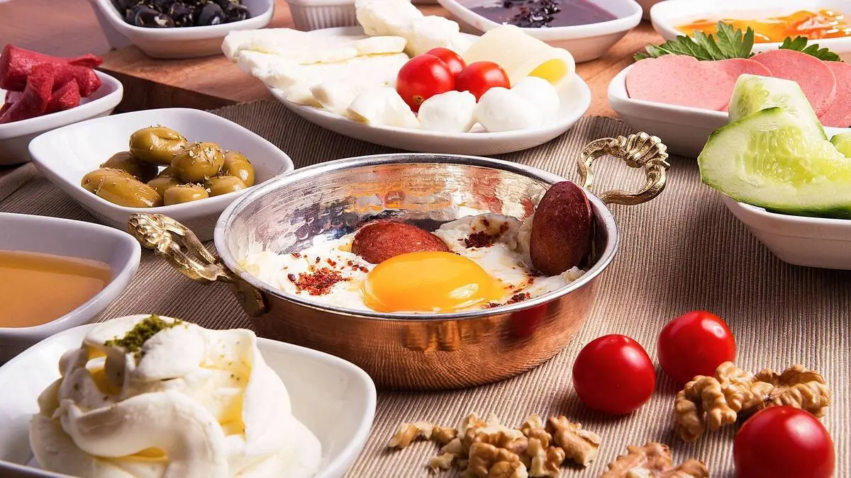 صبحانه پرکالری/راهی برای بهبود سلامت روان بیماران قلبی
