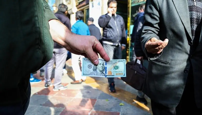 قیمت دلار تا کجا پایین می‌آید؟ گول نخورید!