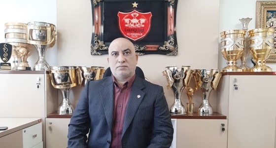 حمله تند مدیرعامل پرسپولیس به آجورلو / استقلال با قدرت نظامی نمی‌تواند قهرمان شود