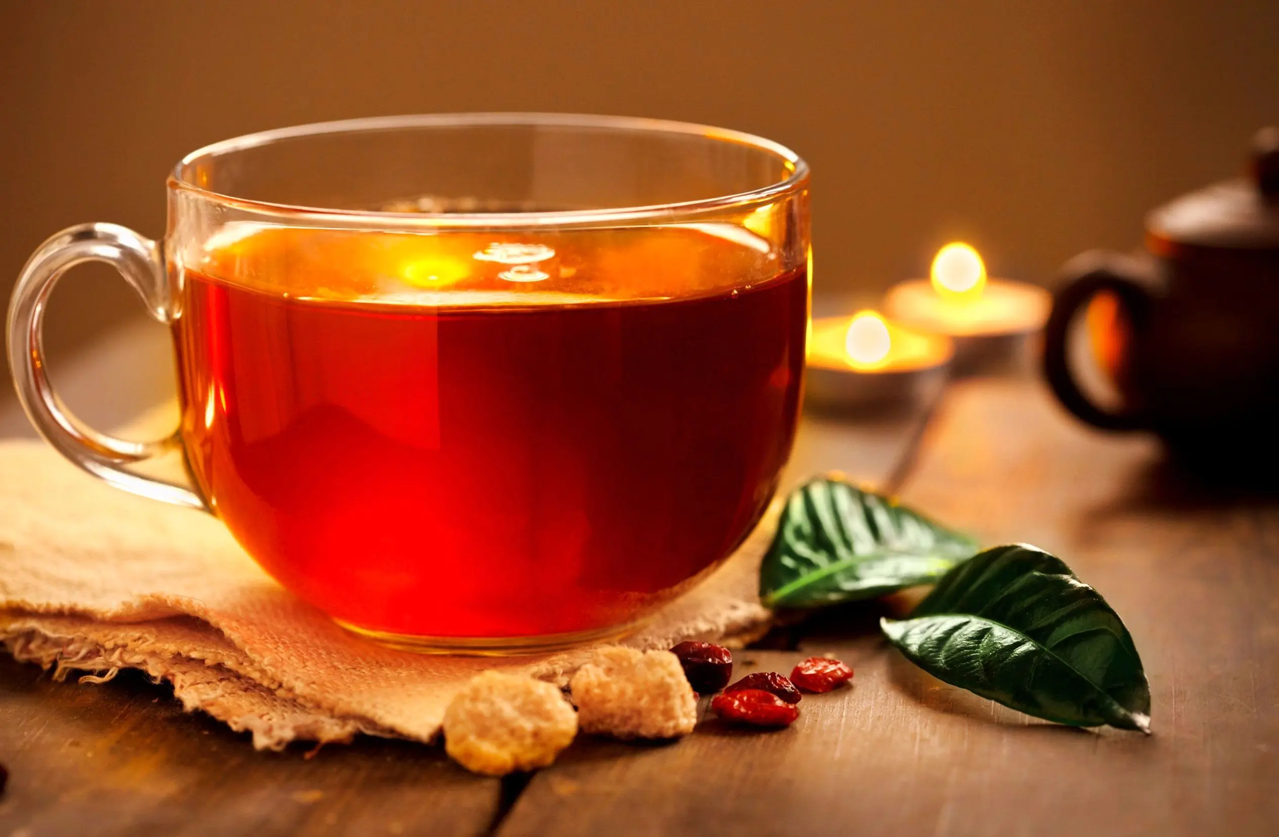 اگر می خواهید عمر بلندی داشته باشید چای بخورید + میزان مصرف
