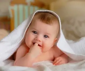 علائم بارداری پسر روی چهره و بدن زن حامله

