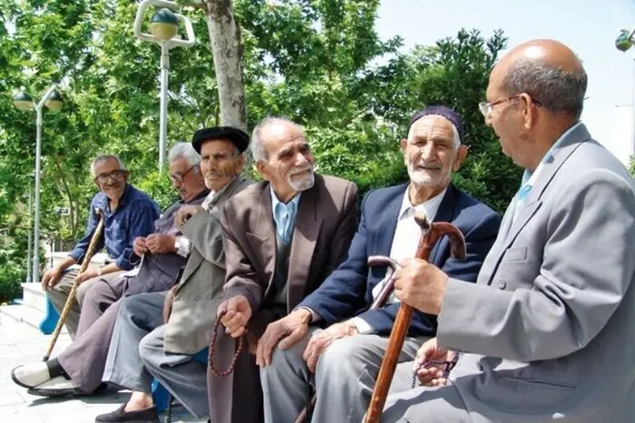 توضیحات مهم دبیر کل خانه کارگر درباره افزایش مستمری بازنشستگان | ۲۵ درصد متناسب‌سازی سال ۱۴۰۰ به همراه افزایش سالیانه‌ مستمری