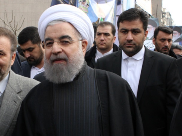 روحانی: نگذاریم اقلیتی قدرت‌طلب، اکثریت را کنار بزنند/ آن روز پایان انقلاب خواهد بود
