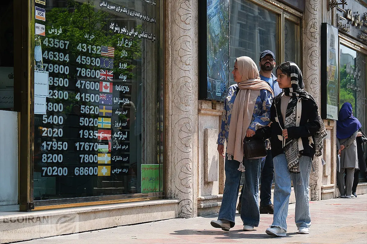 صف خریداران دلار جمع شد