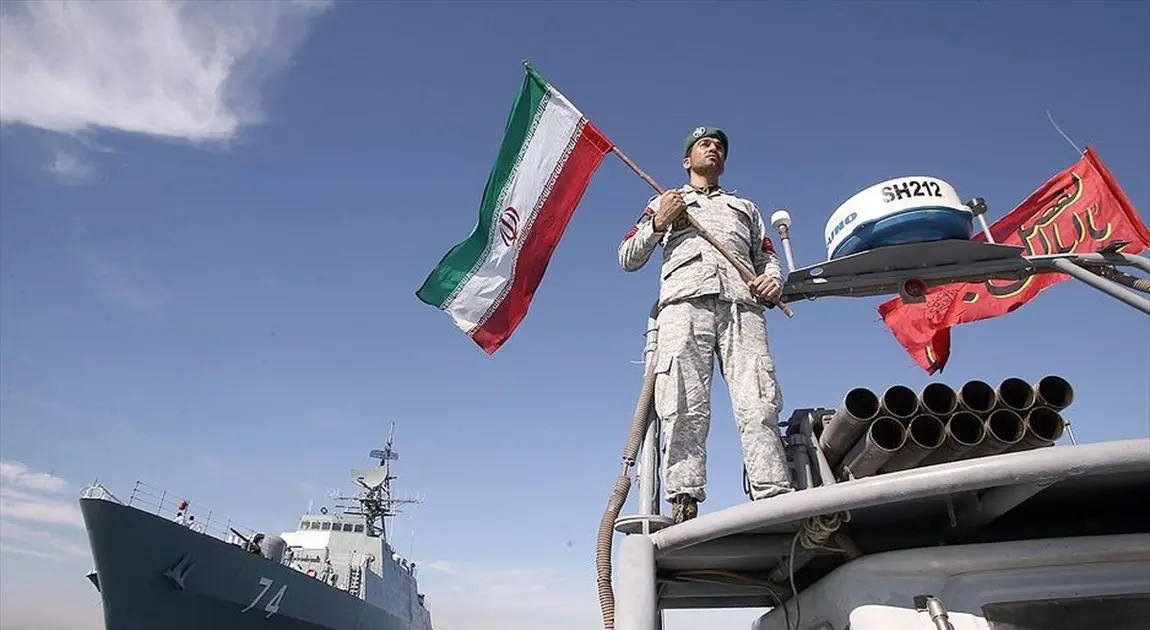 ناوگروه ۸۶ نیروی دریایی ارتش در صلاله عمان پهلو گرفت