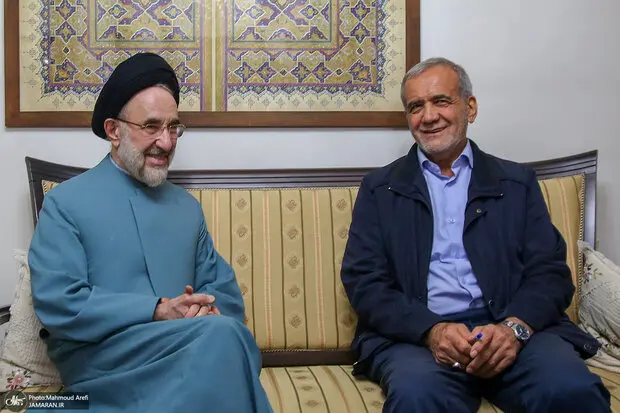 شایعه جنجالی درباره محمد خاتمی و پزشکیان 

