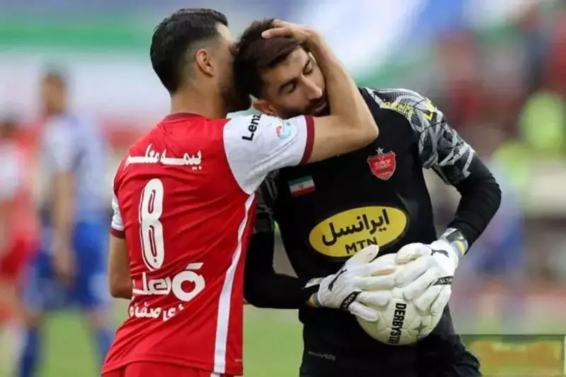 بیرانوند دو  ستاره پرسپولیس را به تراکتور می برد
