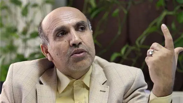 پازوکی: مگر می شود بودجه بدون جدول باشد؟ / بودجه انشا نیست که بدون جدول ارائه شود