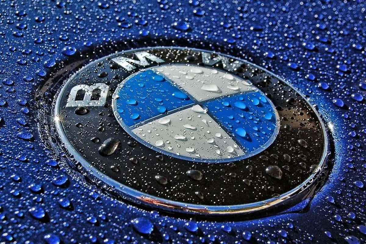 رونمایی از لوگوی جدید BMW +عکس