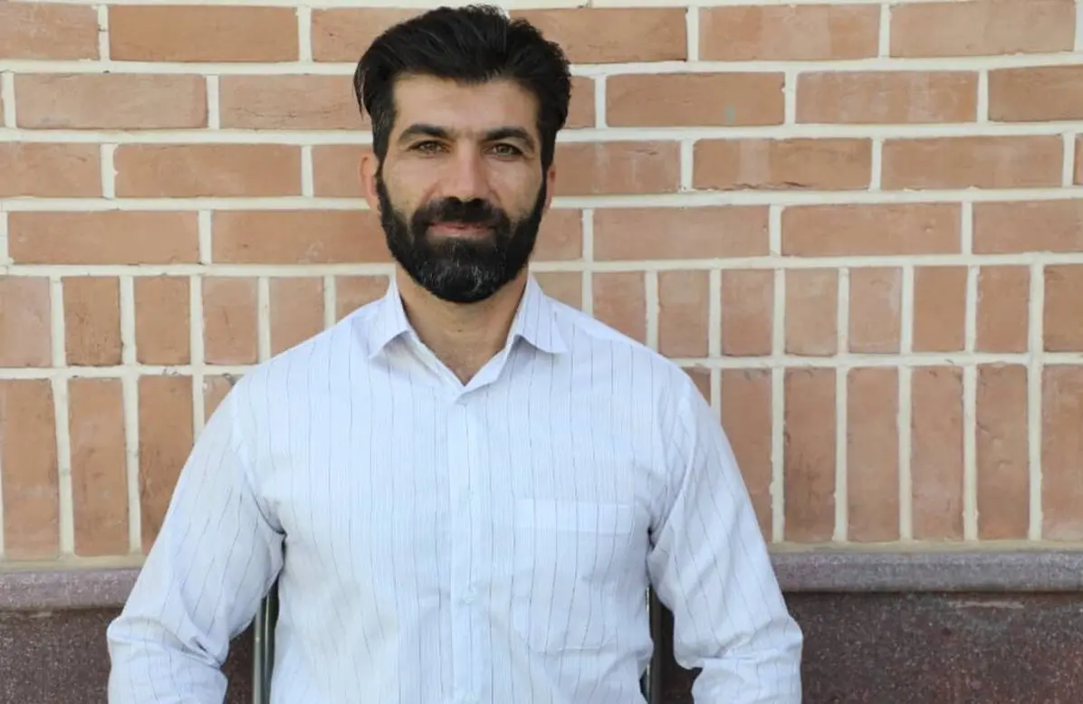 تلخی‌های زندگی یک قهرمان بدنسازی که غسال شد | با من دست نمی‌دهند و به خانه‌ام نمی‌آیند!
