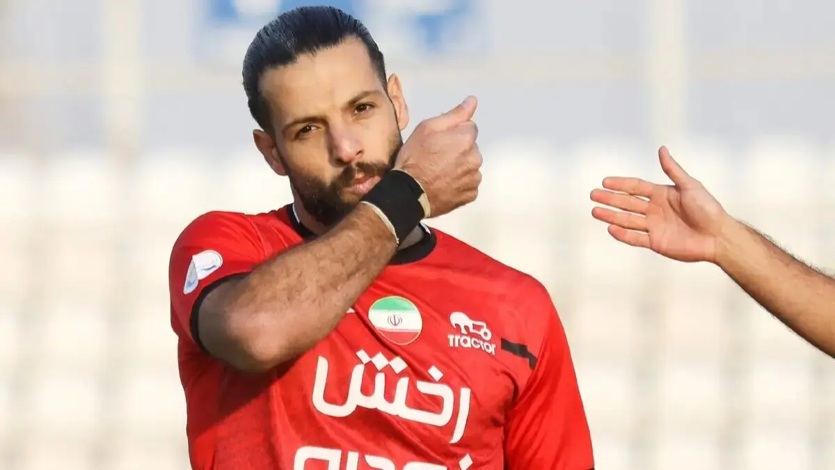 محمد عباس زاده از فولاد خوزستان اخراج شد؟