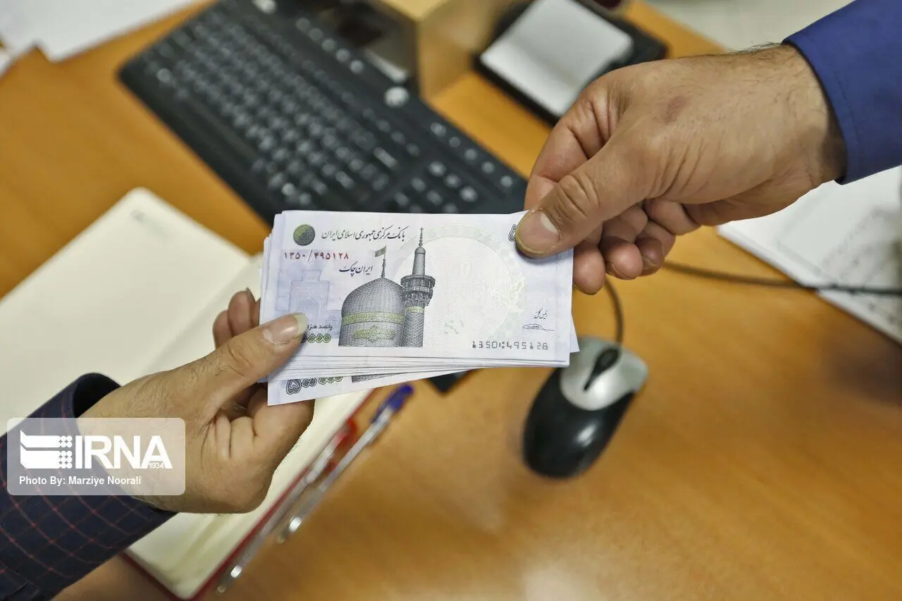 بازنشستگان بخوانند / مبلغ وام بازنشستگی بیشتر می‌شود


