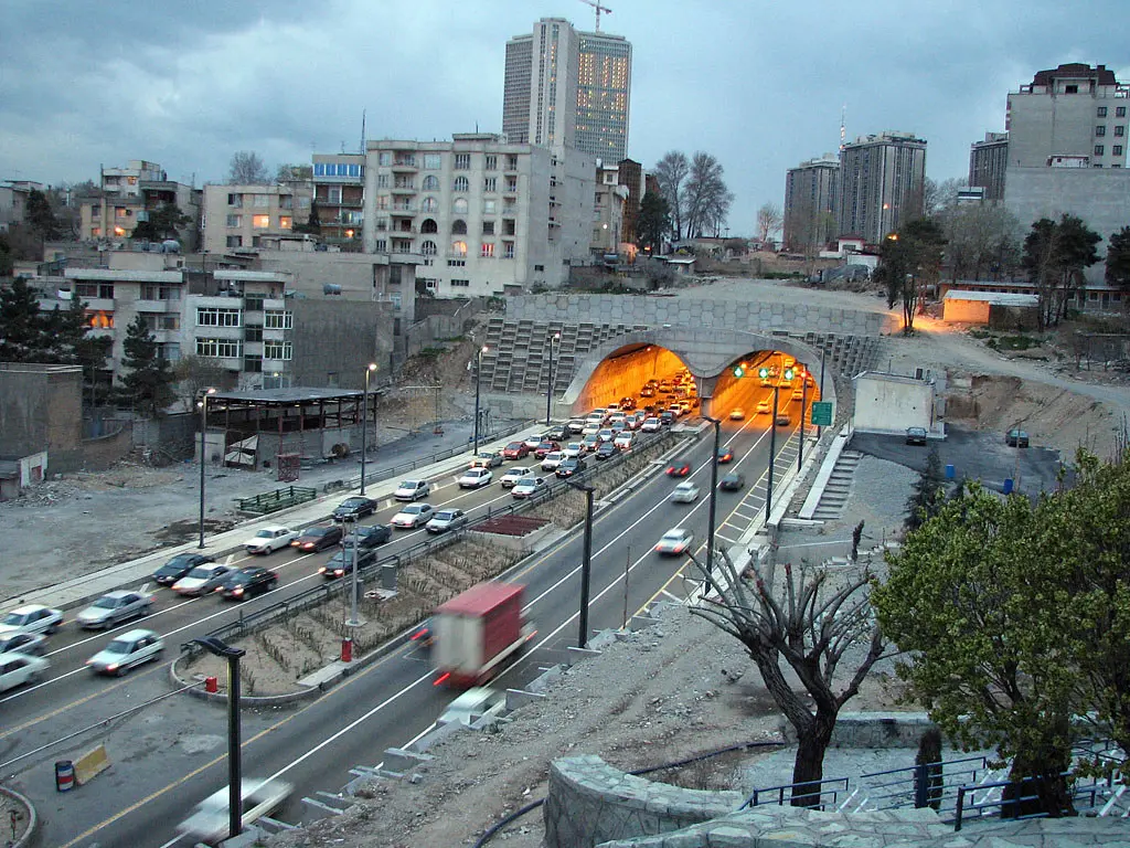 این تونل تهران امشب مسدود است