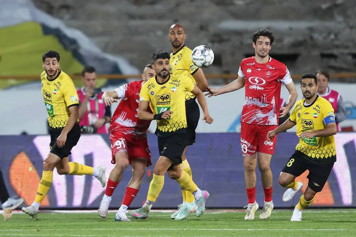 جدایی ستاره خط دفاعی پرسپولیس تقریبا قطعی شد