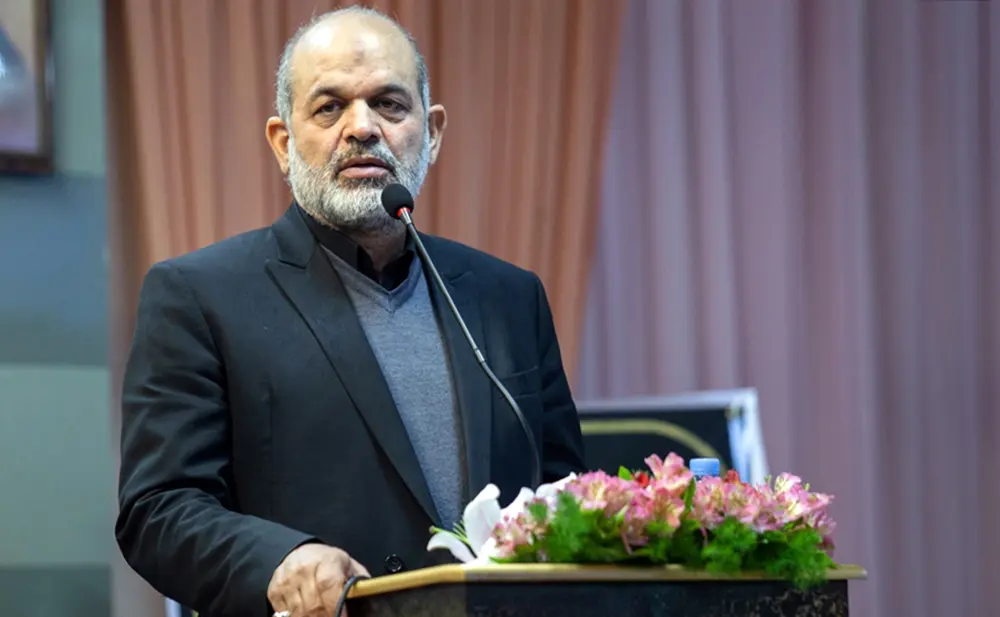 واکنش وزیر کشور به اقدامات چهره‌های هنری و ورزشی در ایام اعتراضات